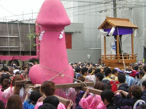 ��������� ���������� Kanamara Matsuri � ������
